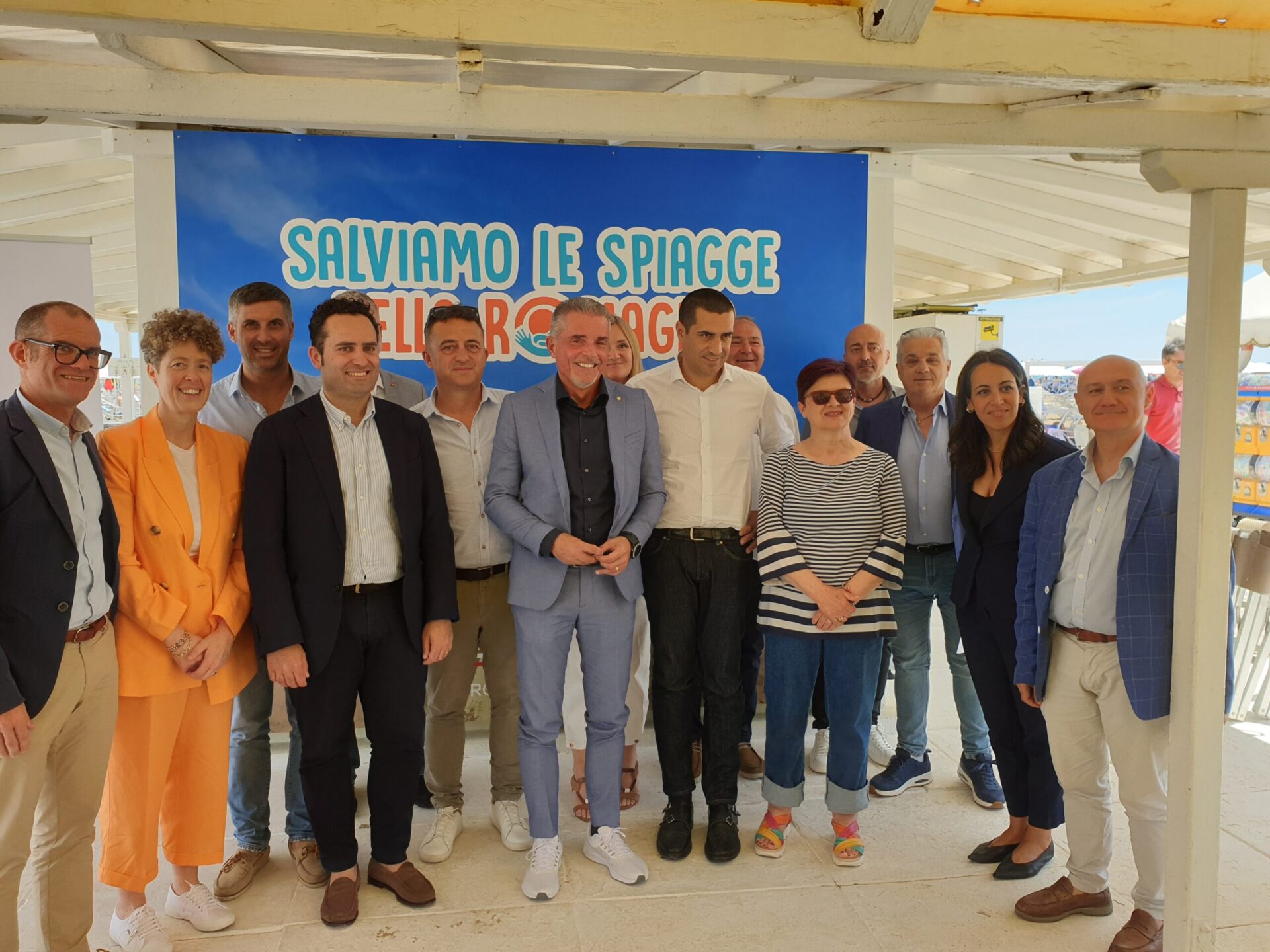 sos-dalla-romagna,-i-sindaci:-“salviamo-le-spiagge,-senza-regole-qui-il-turismo-non-ha-futuro”