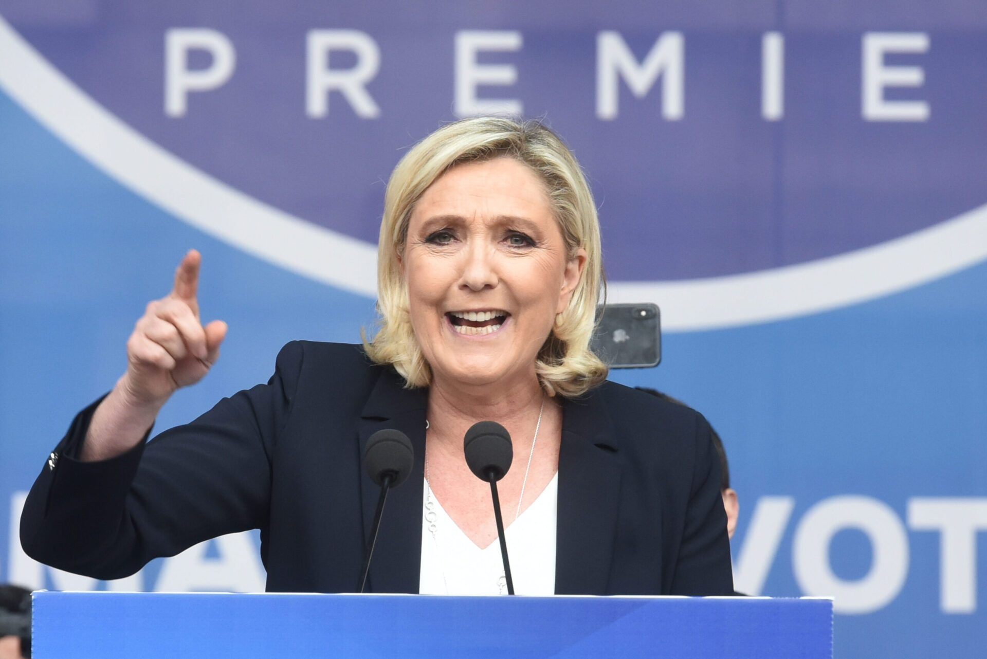 exit-poll-in-francia:-marine-le-pen-al-34%,-quasi-il-doppio-del-2022