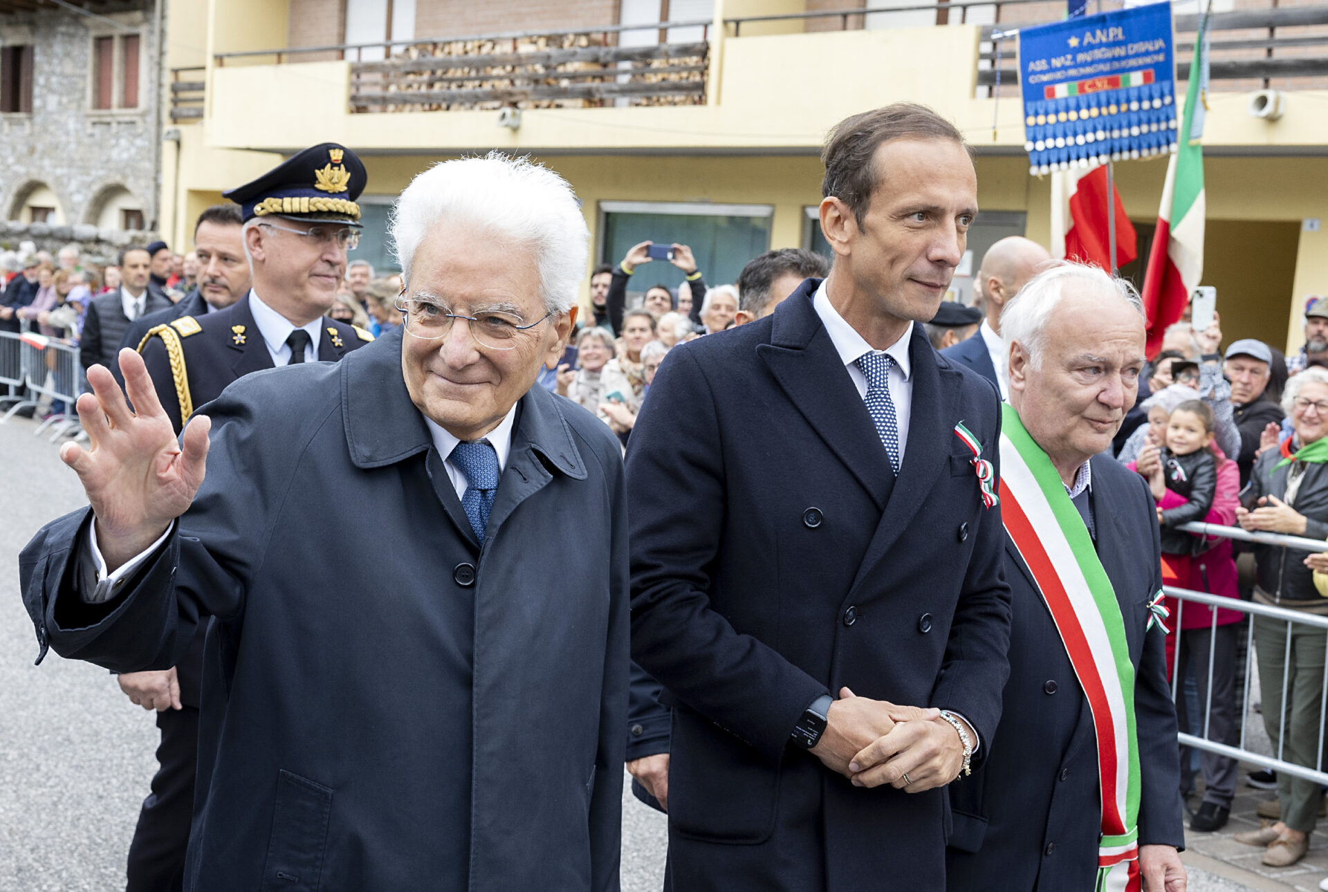 foto-|-video-|-fascismo,-mattarella-commemora-gli-80-anni-della-zona-libera-della-carnia-e-dell’alto-friuli